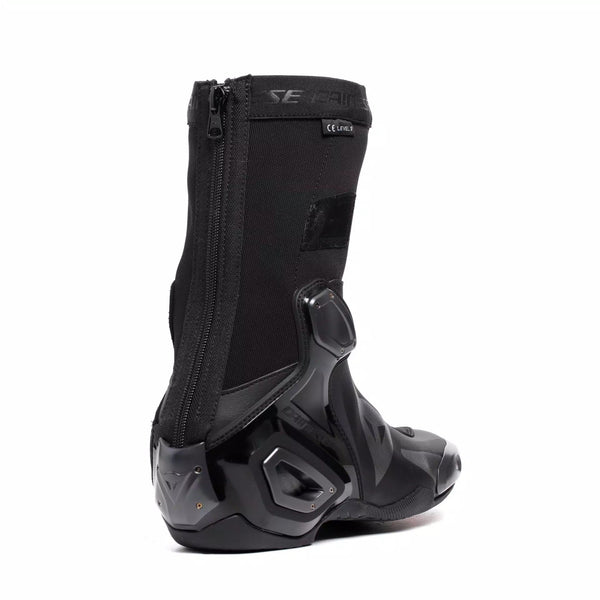 Dainese Axial 2 motorcycle boots men black – race and road boot with magnesium protectors