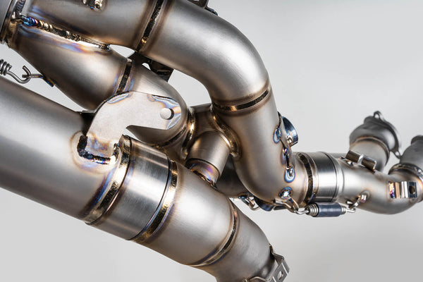 Spark Exhaust GDU8854T full titanium exhaust system on Ducati Panigale V4/S 2025-2026