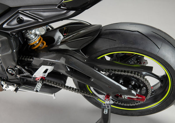 LighTech CART2420 high-gloss carbon rear mudguard for Triumph Street Triple 765