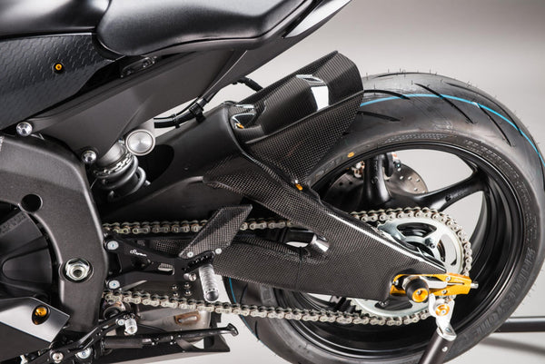 LighTech CARY9920 gloss carbon rear mudguard for Yamaha YZF-R6 RJ11 RJ15 RJ27