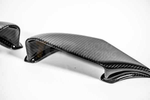 AP Carbon Line 200g carbon corner sidepods set for Ducati Panigale V4/S/R 2025-2026, clear-lacquered finish