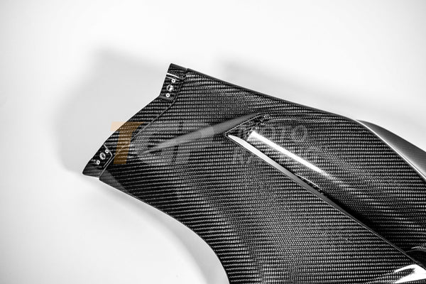 AP Carbon Line 200g carbon left side panel for Ducati Panigale V4 R 2026