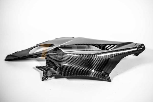 AP Carbon Line 200g carbon left side panel for Ducati Panigale V4 R 2026
