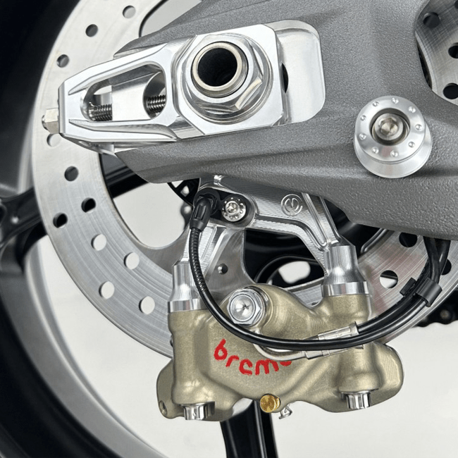 Motocorse chain tensioner kit with Brembo P2-30 caliper bracket for Ducati Panigale V4/S 2025-2026