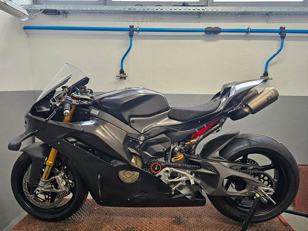 Fullsix 200 plain carbon complete fairing kit for Ducati Panigale V4/S 2025-2026