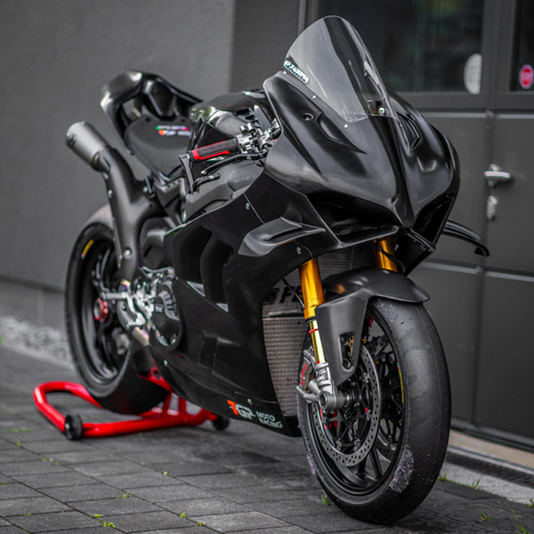 AP Carbon Line Lavatex SBK complete fairing kit for Ducati Panigale V4/S/R 2022–2024, natural unpainted finish