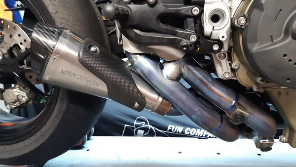 Vandemon Low Titanium full exhaust system on Ducati Panigale V4 natural brushed finish