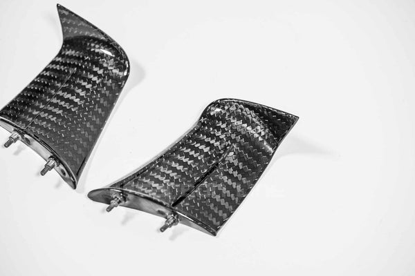 AP Carbon Line 400g twill carbon winglets for Ducati Panigale V4/S/R 2022–2024