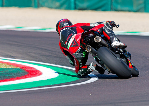 Spark Exhaust GDU8832 titanium full system exhaust on Ducati Panigale V2 955