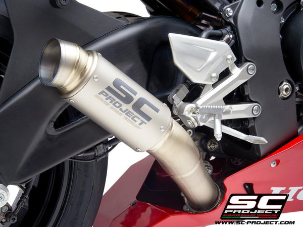 SC-Project GP70-R slip-on silencer Honda CBR 1000 RR-R SC82 carbon titanium H35A-T70