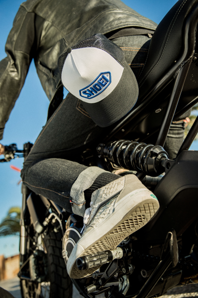 Shoei Trucker Cap White / Blue – lifestyle