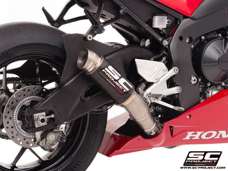 SC-Project GP70-R slip-on silencer Honda CBR1000RR-R SC82 carbon titanium