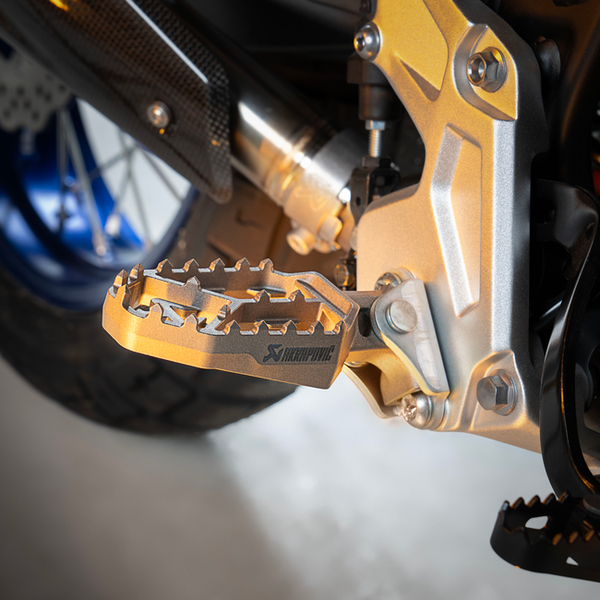 Akrapovic footpeg Yamaha TENERE 700 F-Y7T2