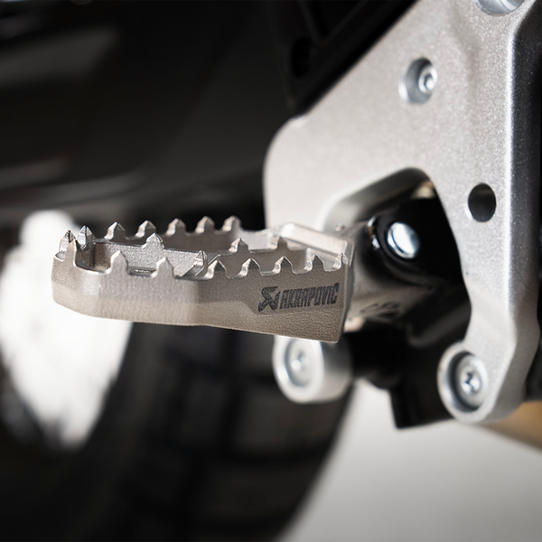Akrapovic footpeg CFMOTO 450MT F-CF4T1