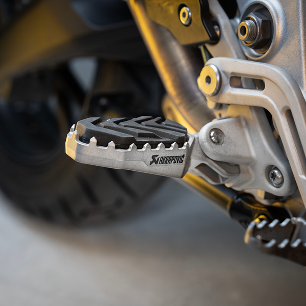 Akrapovic footpeg Triumph TIGER 1200 GT F-T12T1