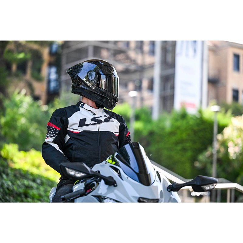LS2 FF807 Dragon Carbon Helmet – Forged Gloss Carbon – in use
