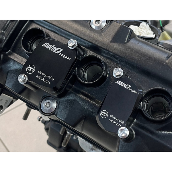 Melotti Racing AIS Valve Cover Set AIS.TR.2221 for Triumph Street Triple 765 R, detail / installed view 3