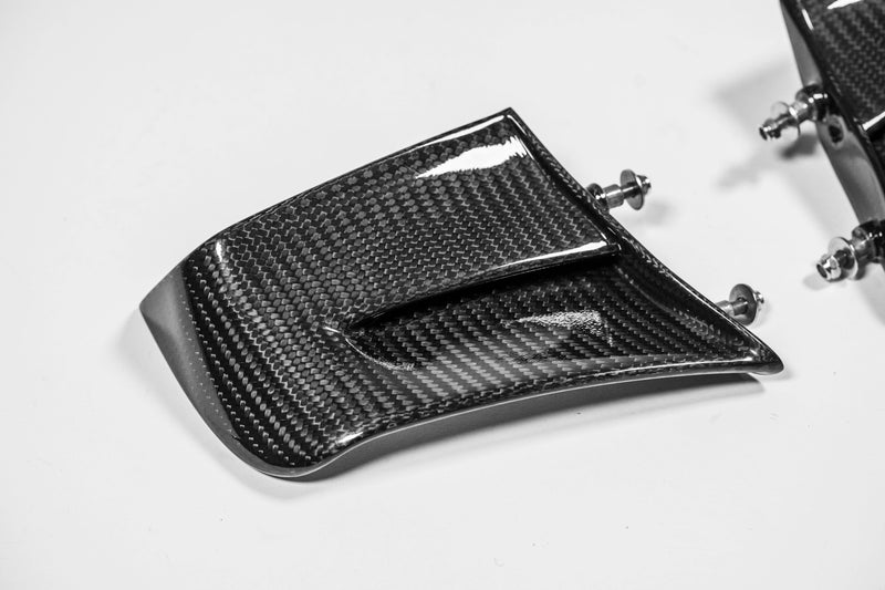 AP Carbon Line 200g twill carbon winglets for Ducati Panigale V4/S/R 2022–2024