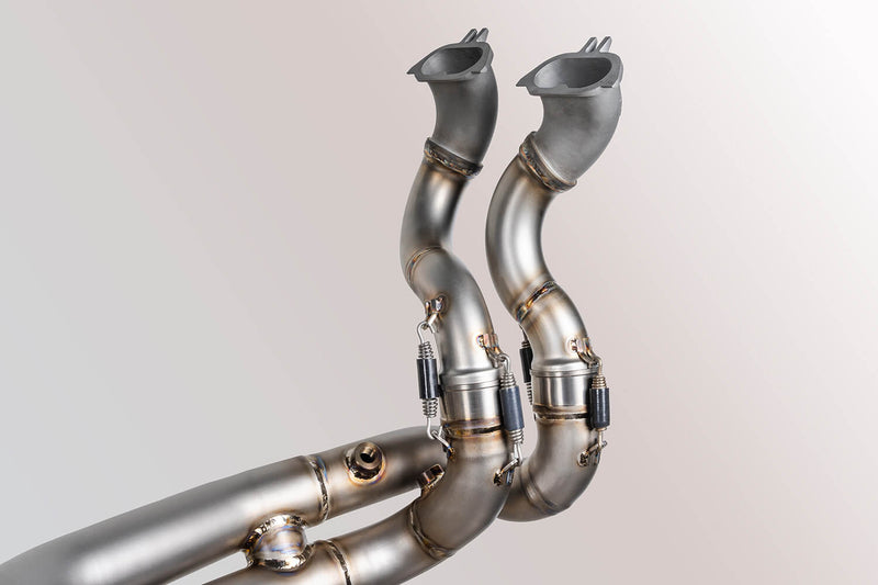 Spark Exhaust GDU8855T stainless steel full system on Ducati Panigale V4/S