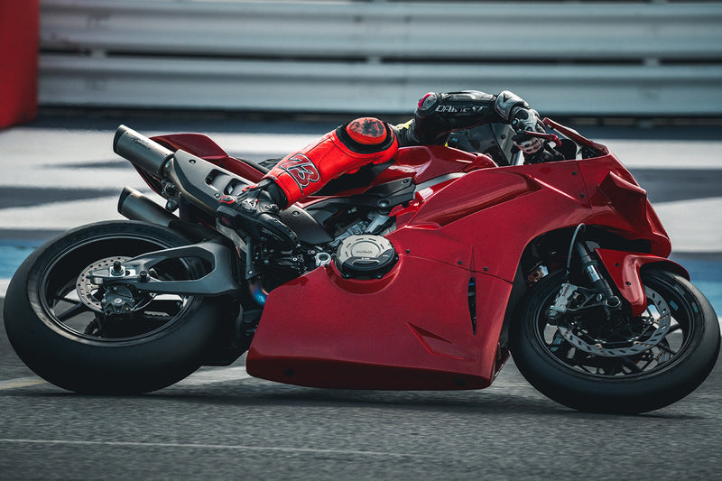 Spark Exhaust GDU8854T full titanium exhaust system on Ducati Panigale V4/S 2025-2026