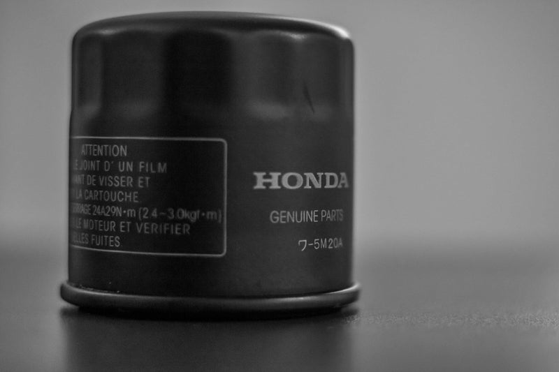 Honda genuine oil filter 15410-MFJ-D02 for CBR 1000 RR-R SC82