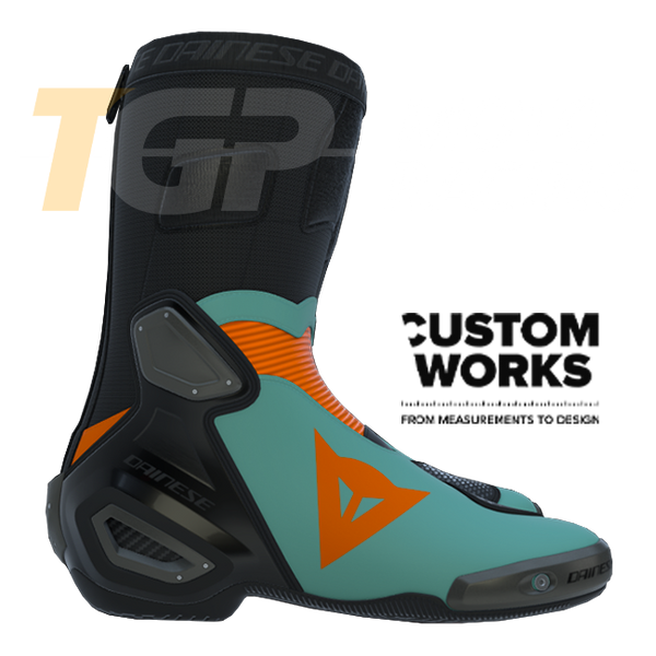 Dainese Axial 2 Racing and Road Motorcycle Boots | Men | Fuxia / Viola / Fluogelb | Custom Works