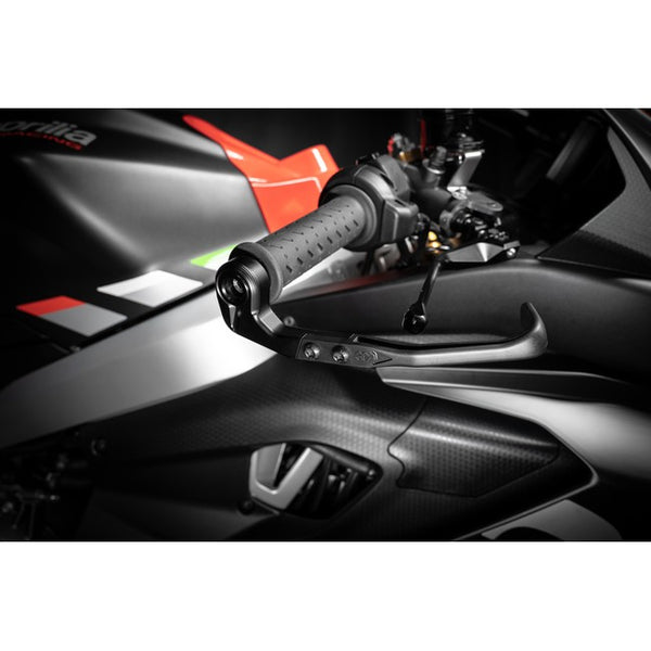 Gilles BHP2 brake lever guard aluminium in use