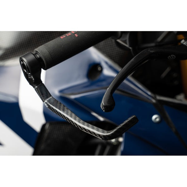 Gilles BHP2 brake lever guard carbon in use