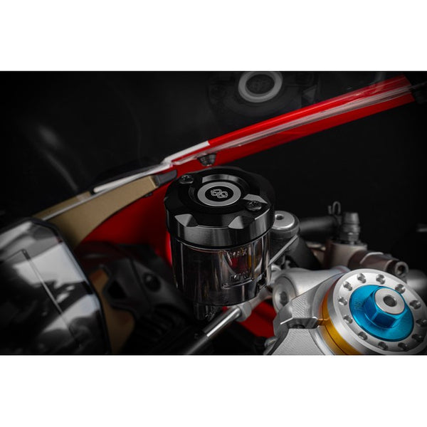 Gilles BRC brake reservoir cover fitted to a motorcycle