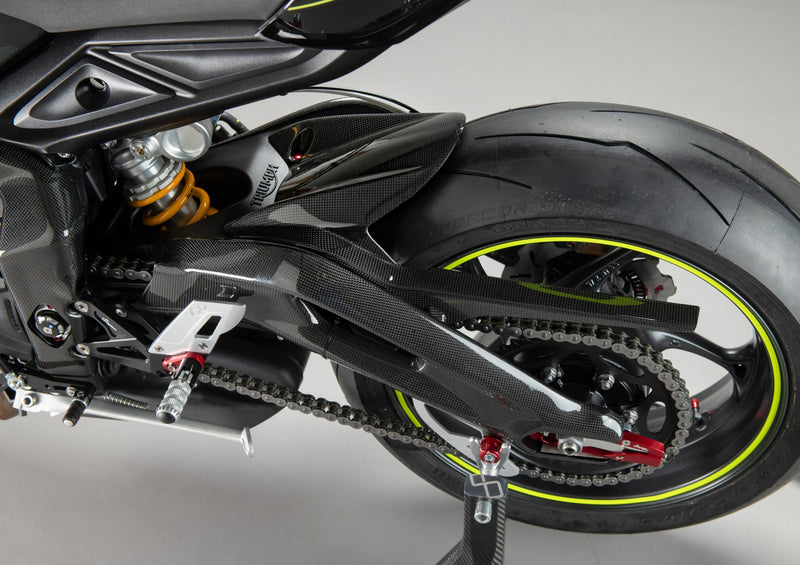 LighTech CART2420 high-gloss carbon rear mudguard for Triumph Street Triple 765