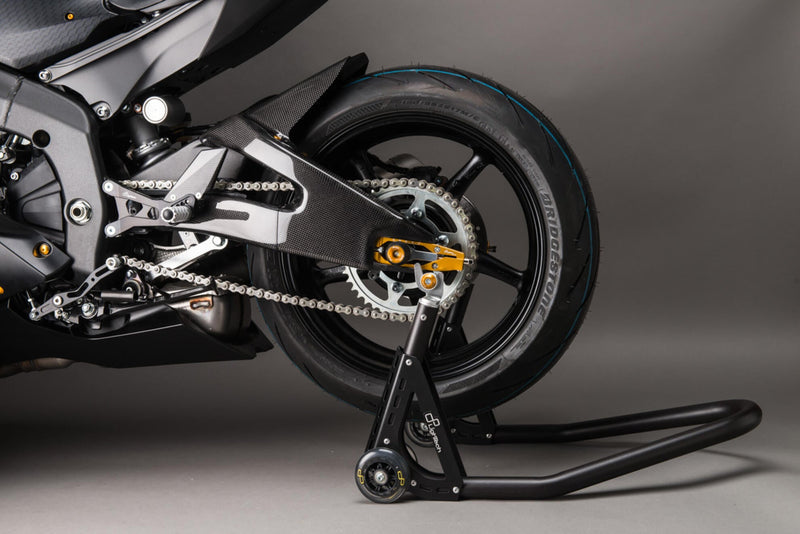 LighTech CARY9961 high-gloss carbon swingarm cover for Yamaha YZF-R6 RJ27