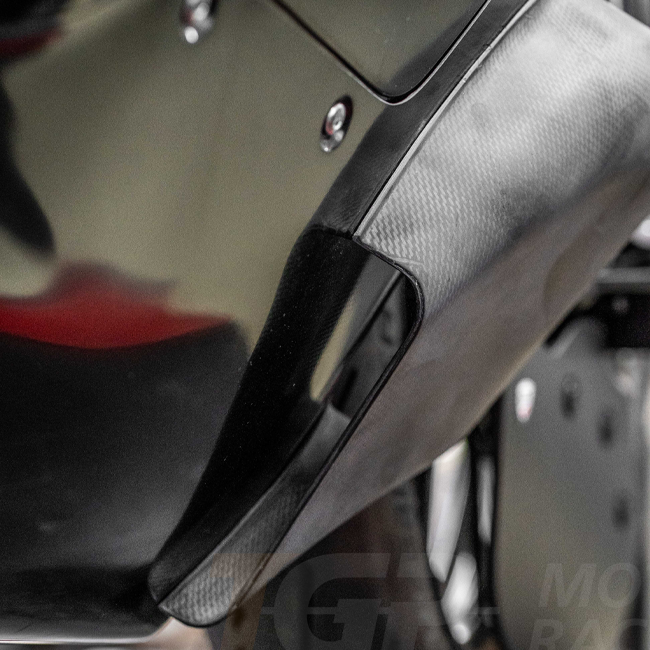 AP Carbon Line Lavatex corner sidepods set for Ducati Panigale V4/S/R 2025-2026