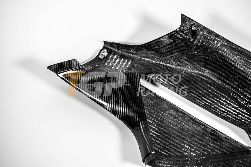 AP Carbon Line 200g carbon right side fairing panel for Ducati Panigale V4 R 2026