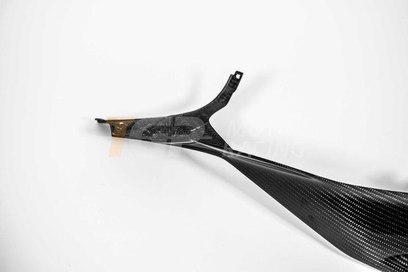 AP Carbon Line 200g carbon right rear fairing panel for Ducati Panigale V4/S/R 2025-2026