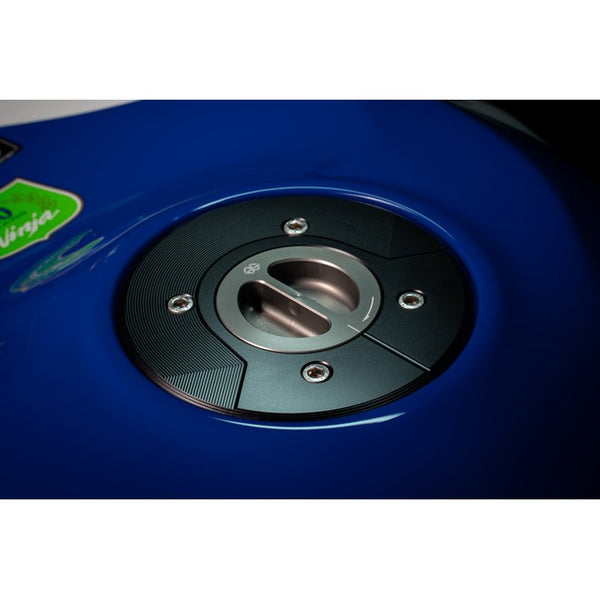 Gilles FCAP fuel cap fitted to a Kawasaki ZX-6R