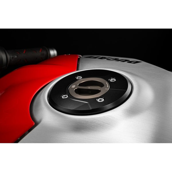 Gilles FCAP fuel cap fitted to a Ducati