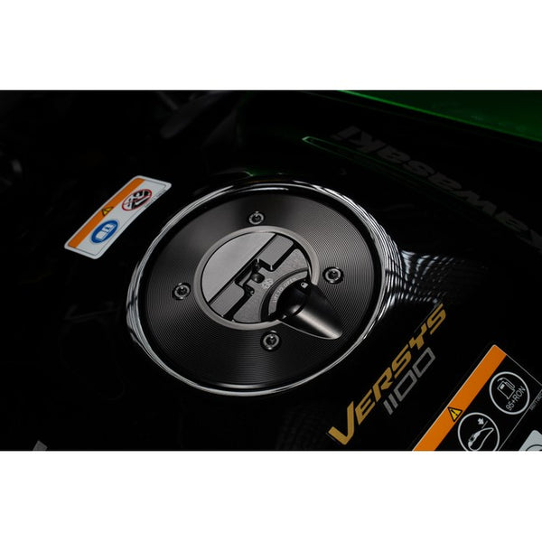 Gilles FCAP2 quick-release fuel cap fitted to a motorcycle