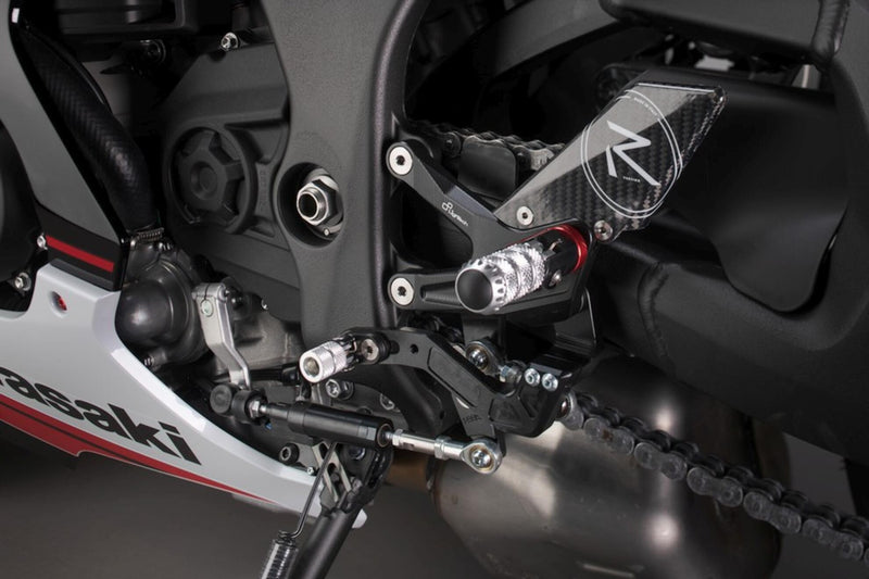 LighTech FTRKA011R rearset kit for Kawasaki ZX-10R ZX-10RR 2021–2026 with red holders and silver folding pegs