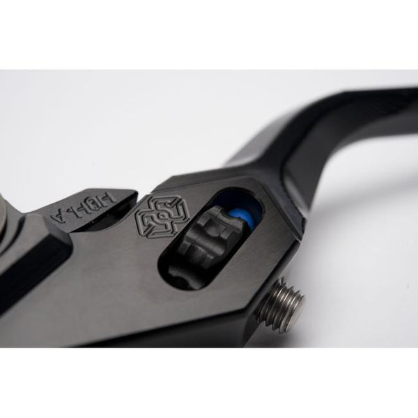 Gilles FXL lever, close-up of the adjuster wheel