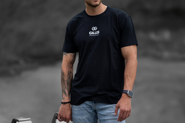 Gilles t-shirt worn by a rider