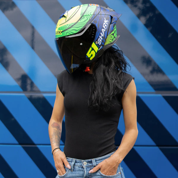 Shark Skwal Jet Cup Replica Granado Mat BGY HE6931 — lifestyle 1