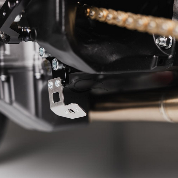 Carbonin Lower Fairing Bracket Left Yamaha R9 (2024-2026) IN2001Y