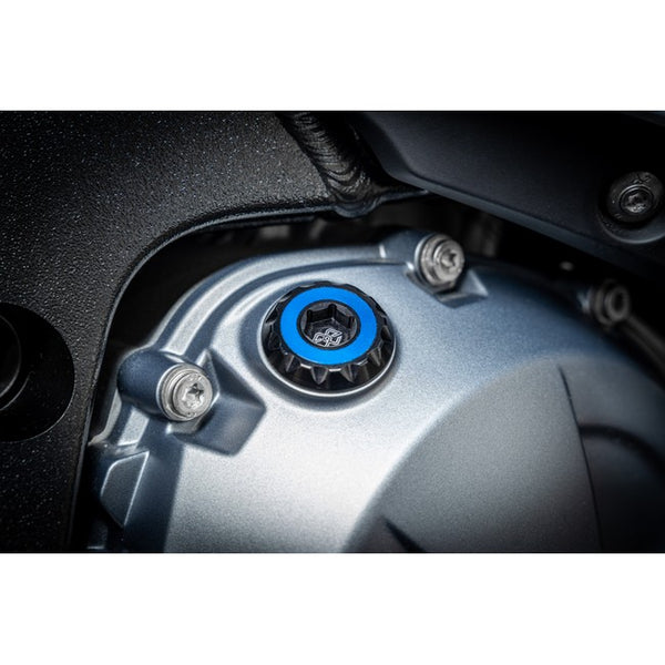Gilles OFC oil filler cap fitted to a BMW M 1000 RR