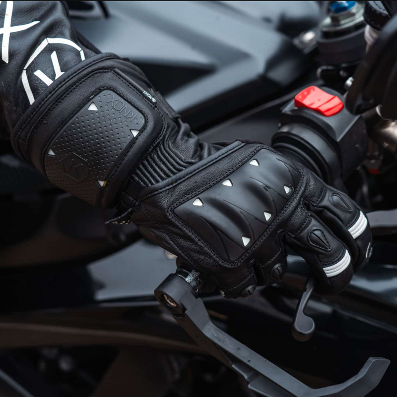 Knox Oulton MK2 men's sport leather motorcycle gloves in Black/White