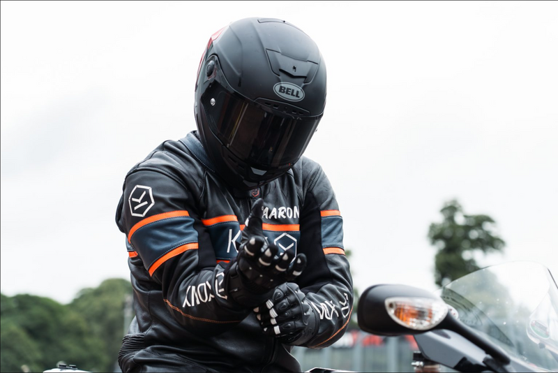 Knox Oulton MK2 men's sport leather motorcycle gloves in Black/White