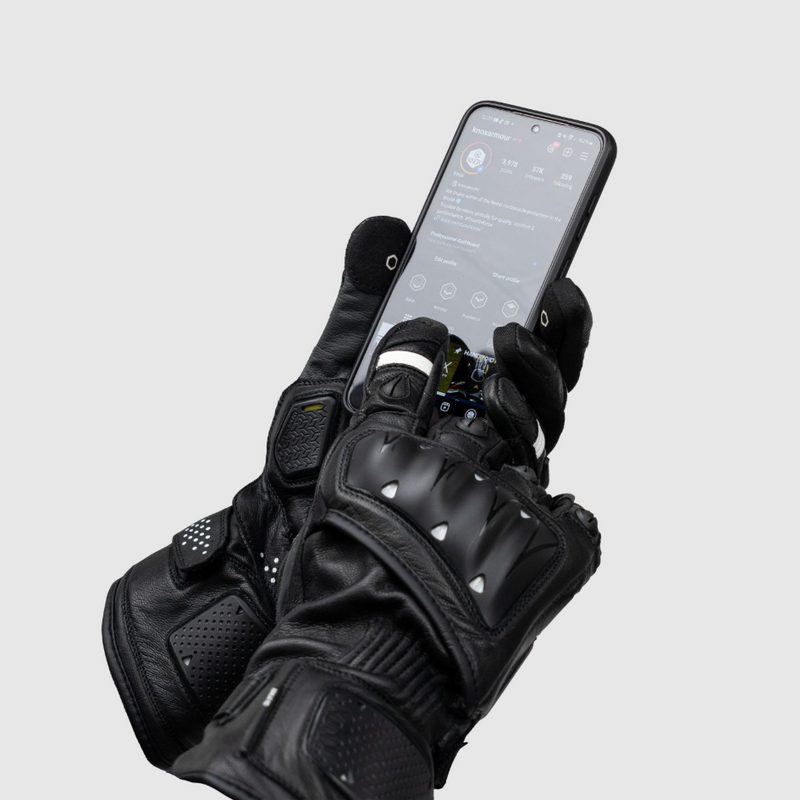 Knox Oulton MK2 men's sport leather motorcycle gloves in Black/White