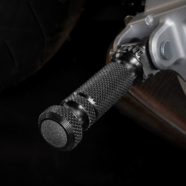 Gilles Sport Pillion Footpegs RGK-660-UF41-SET-B, fitted to a motorcycle