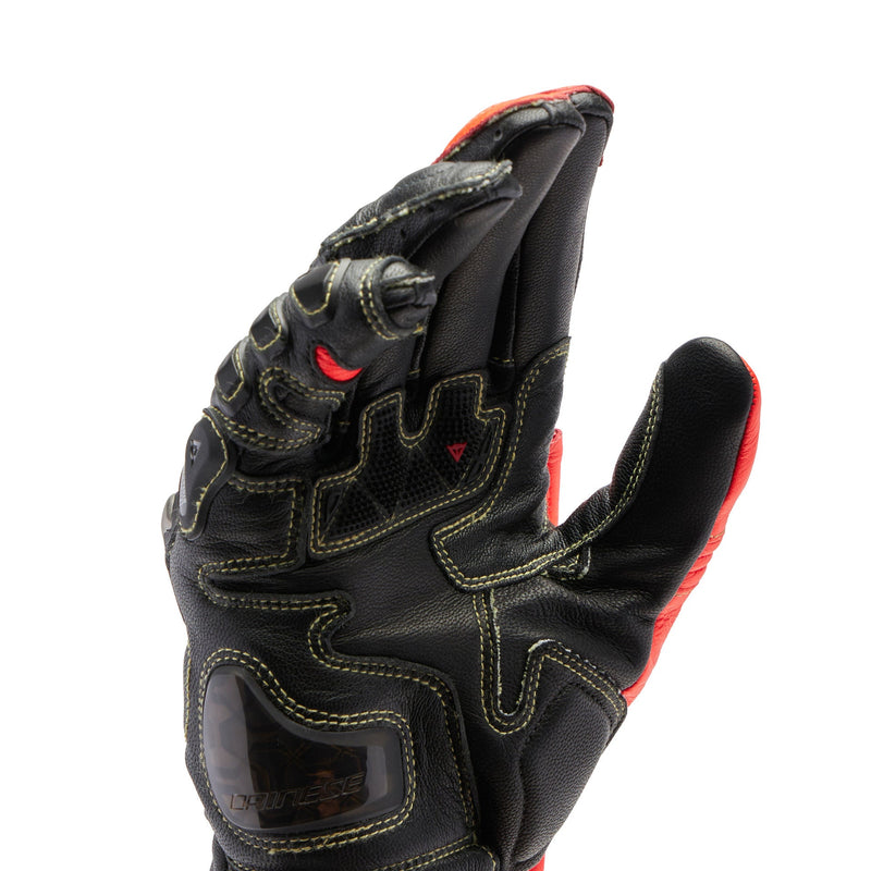 Dainese Full Metal 7 Racing motorcycle gloves in black and red