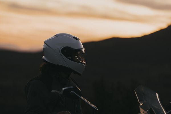 Shoei Neotec 3 White – in use