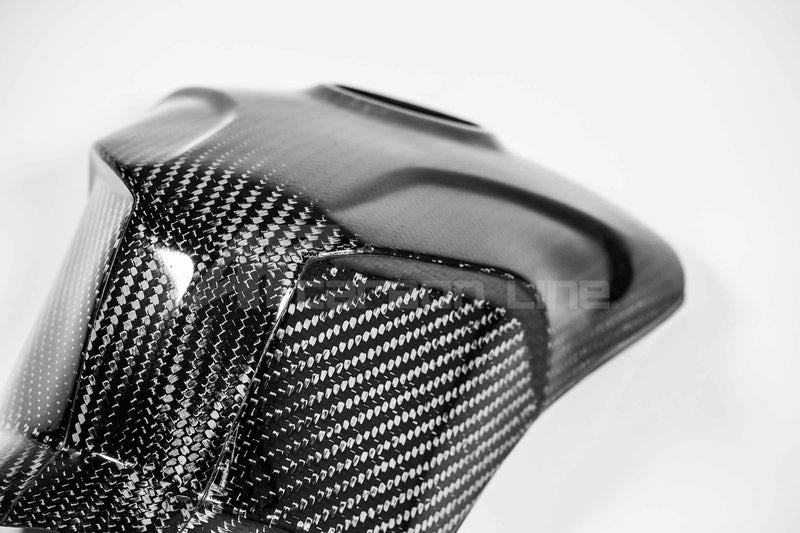 AP Carbon Line SBK tank cover in 400g twill carbon for Ducati Panigale V4/S/R 2022-2024